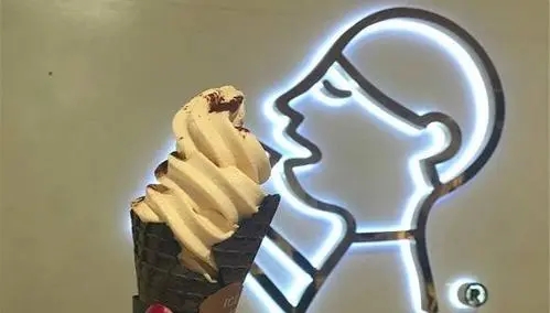 喜茶加盟投资者如何应对市场变化？